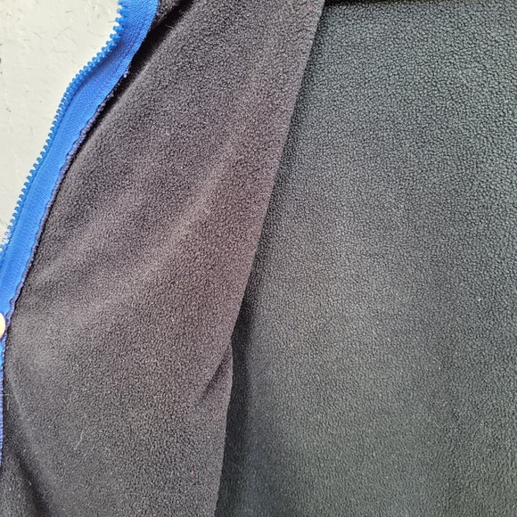 Vintage MEC PolarTec Full Zip Vest - Picture 7 of 9